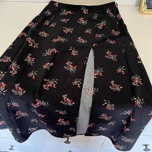 Abercrombie & Fitch High Slit Maxi Skirt